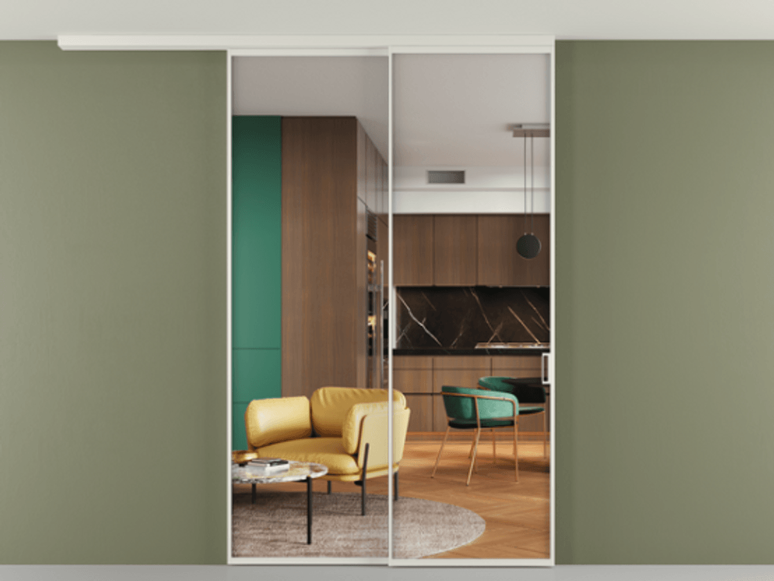 Перегородка Формато вдоль стены на потолок 2 створки с синхронным механизмом АЛПР 040.01 Алюминий Белый Прозрачное стекло "Кристал Вижн", калёное Цена 2272990 ₸ | Volhovec