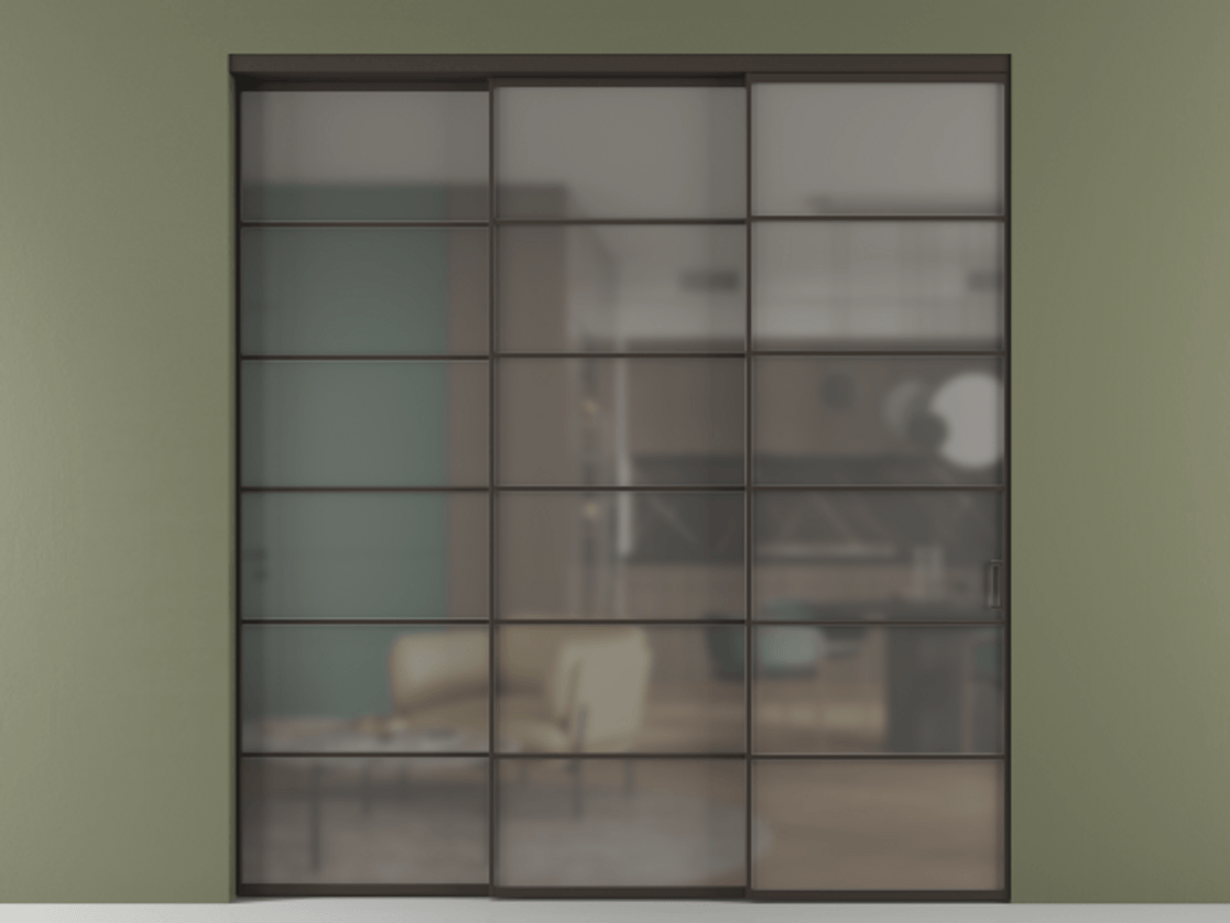 Перегородка Formato внутри проёма телескопик синхро 2 АЛПР 040.04 Алюминий антрацит Сатинированное серое стекло, триплекс, 6 мм.  Цена 2430480 ₸ 1. Полотно 3 шт.  (800/2100 мм)
2. Комплект установки раздвижной системы
3. Базовый комплект фурнитуры
4. Комплект фурнитуры телескопик синхро-2
5.Ручка RONDO
. Фабрика дверей Волховец 8 (800) 551 43 19  Перегородка Formato внутри проёма телескопик синхро 2 АЛПР 040.04 Алюминий антрацит Сатинированное серое стекло, триплекс, 6 мм Цена 2430480 ₸  | Volhovec